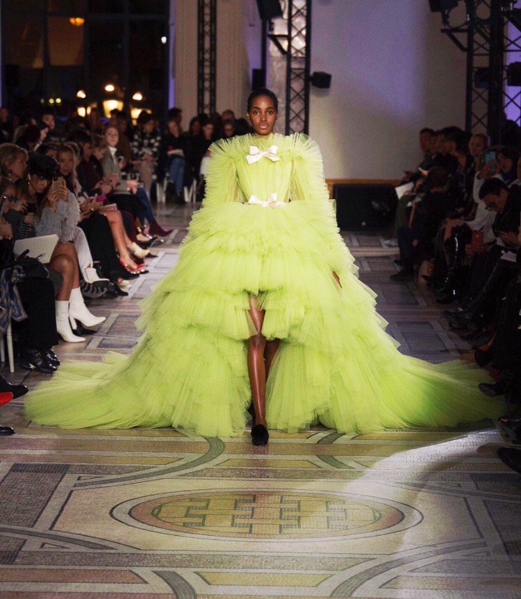 Tami Williams for Giambattista Valli Spring 2018 Couture Collection