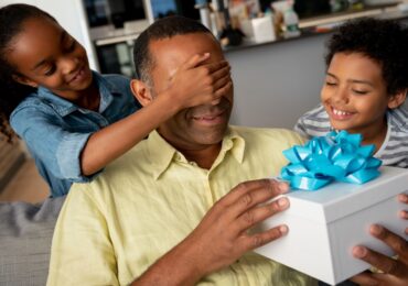 kids surprising their dad who don't want gifts for father's day